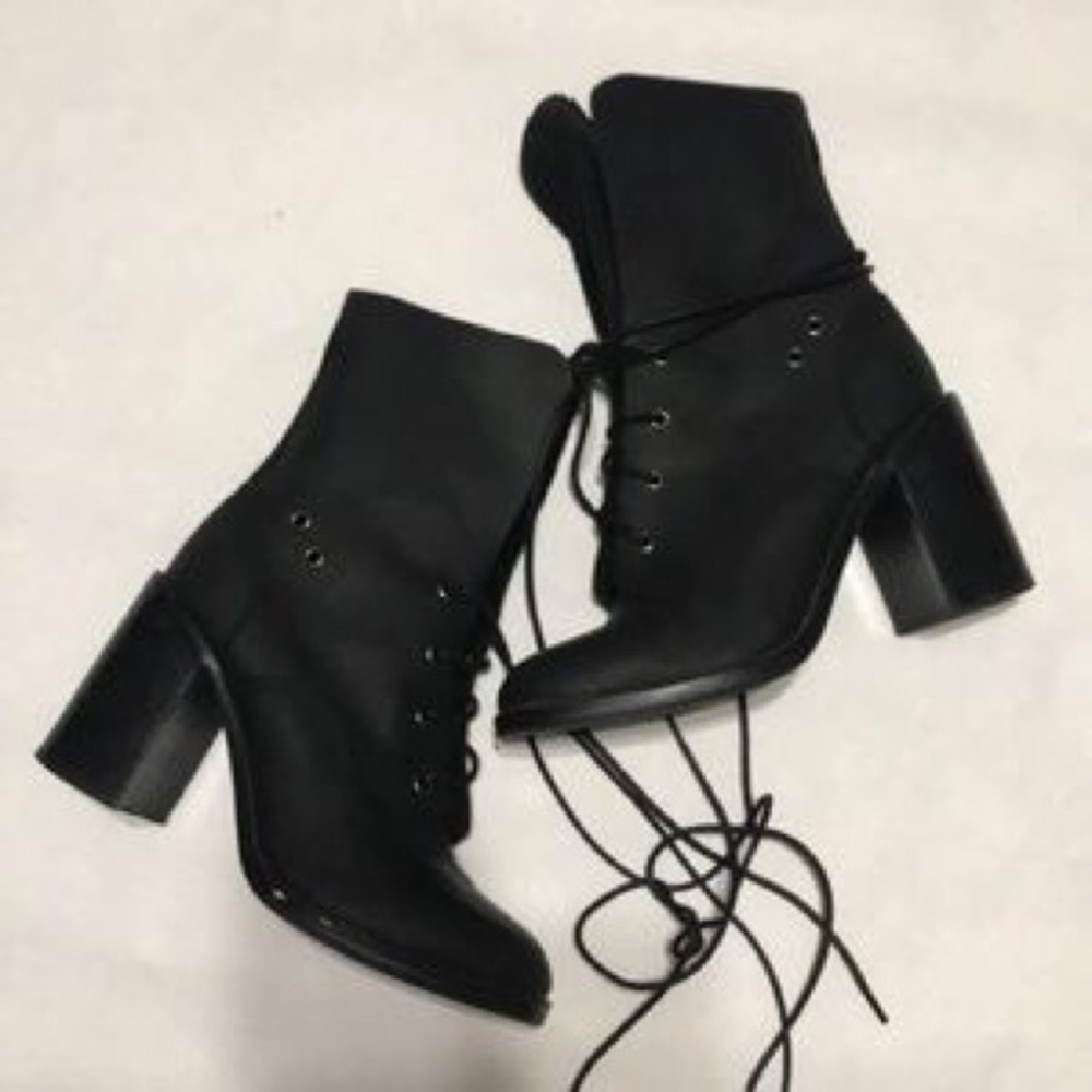 Jeffrey Campbell Juneau boots - Picture 7 of 8